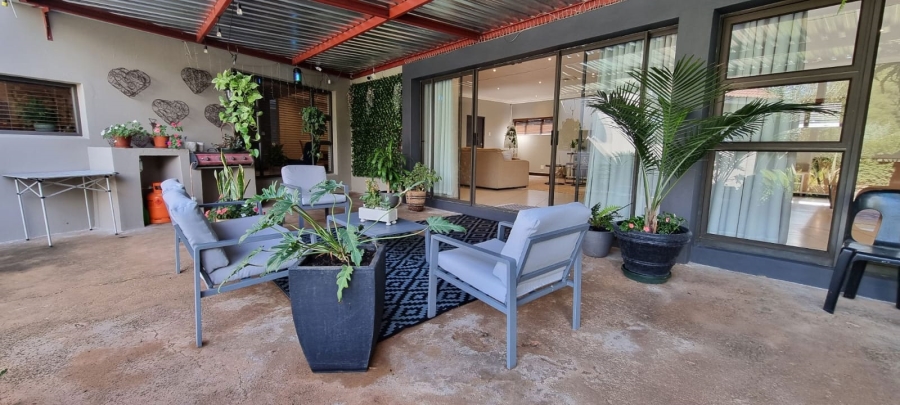 4 Bedroom Property for Sale in Monument Heights Northern Cape